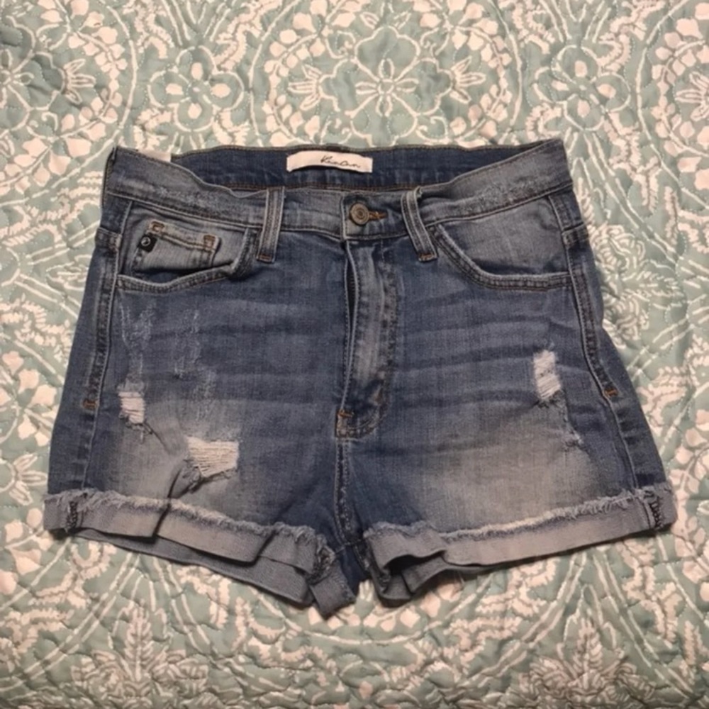 Size 26 Kancan shorts